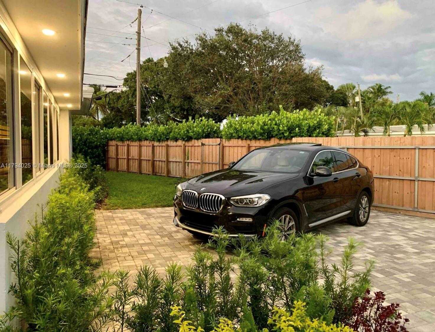Small Image of 737 NORTH EAST 16TH ST, Fort Lauderdale Number 27