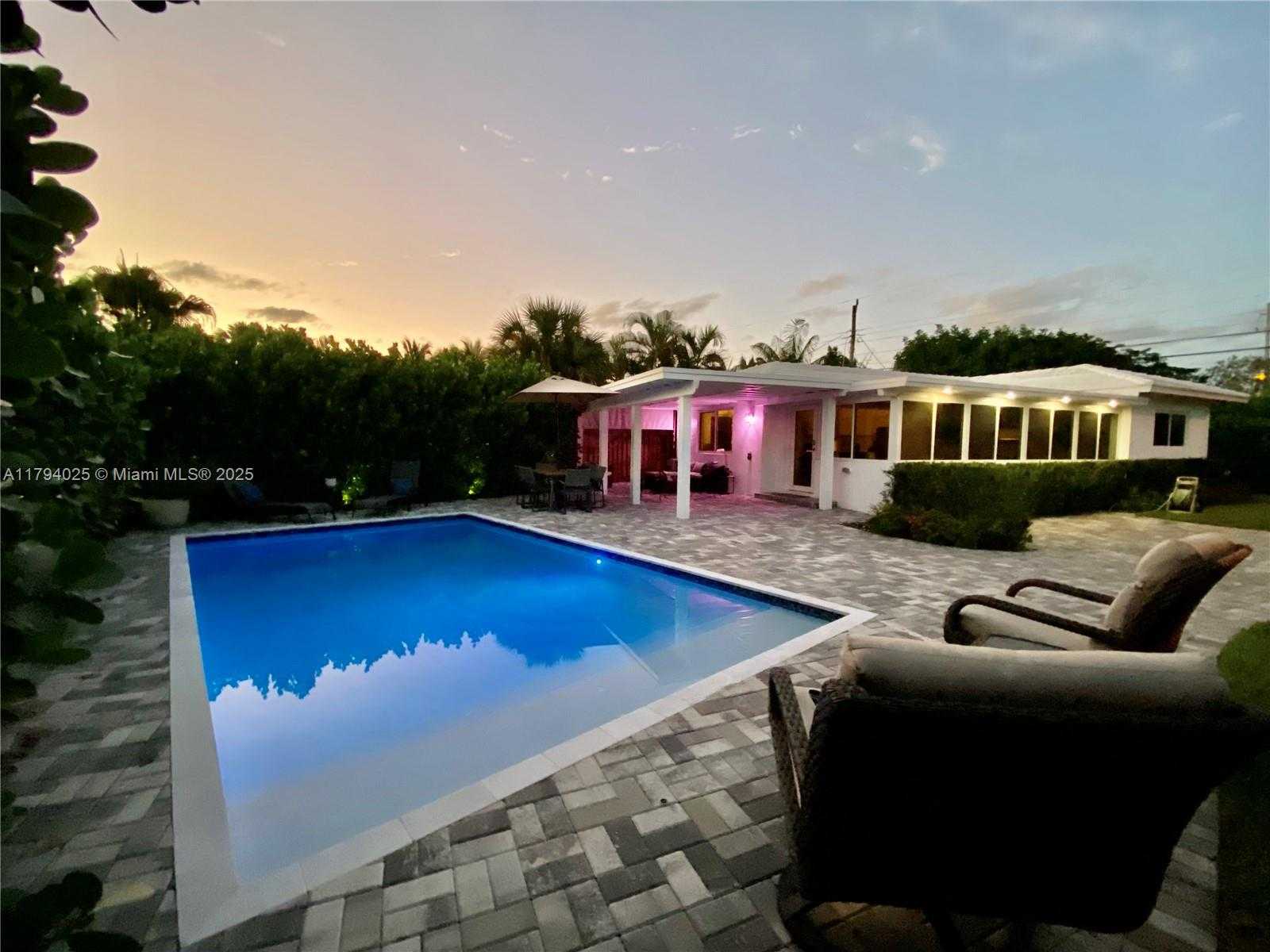 Small Image of 737 NORTH EAST 16TH ST, Fort Lauderdale Number 8