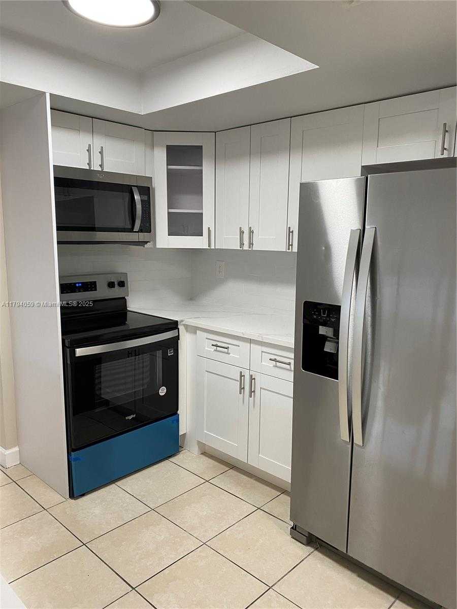 Small Image of 5009 NORTH WEST 51ST CT, Tamarac Number 31
