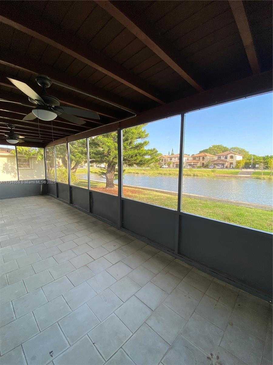 Small Image of 5009 NORTH WEST 51ST CT, Tamarac Number 38