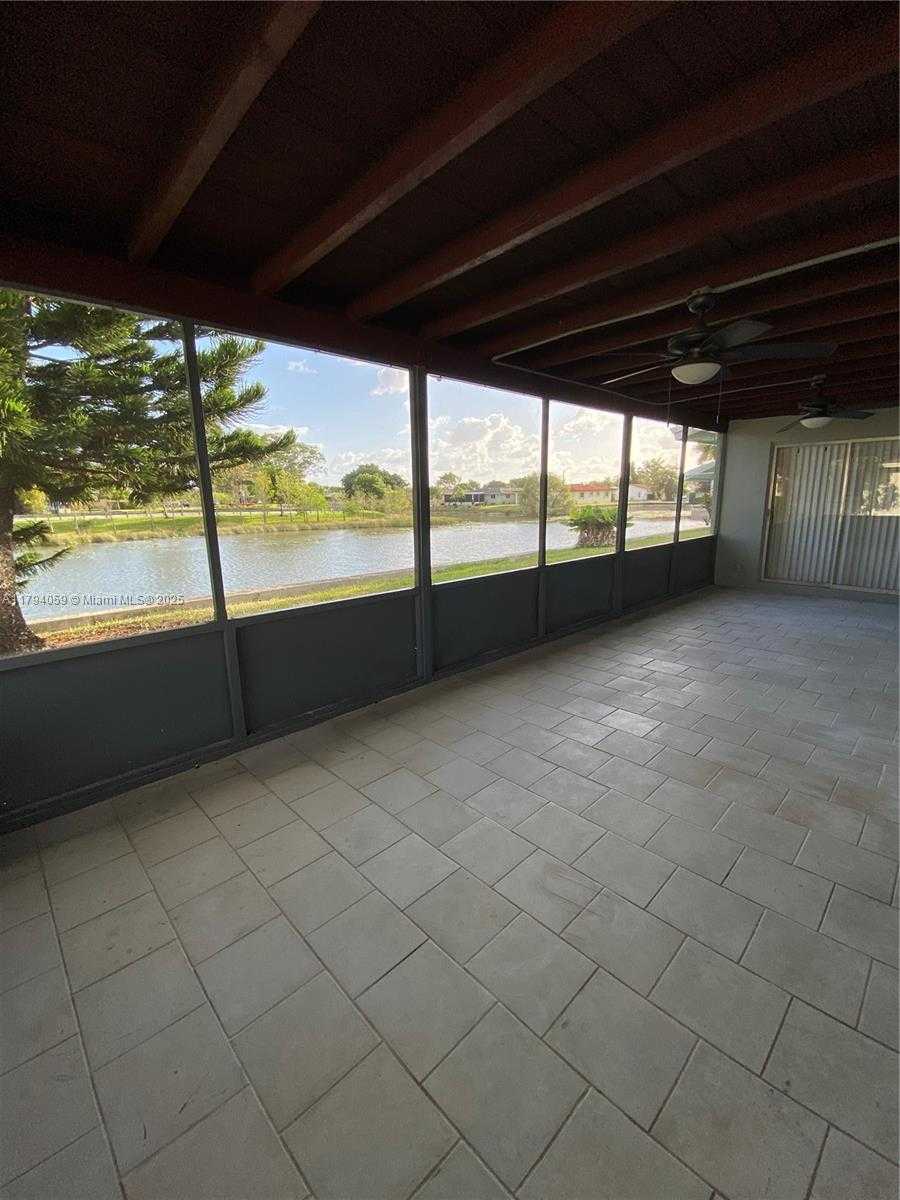 Small Image of 5009 NORTH WEST 51ST CT, Tamarac Number 39