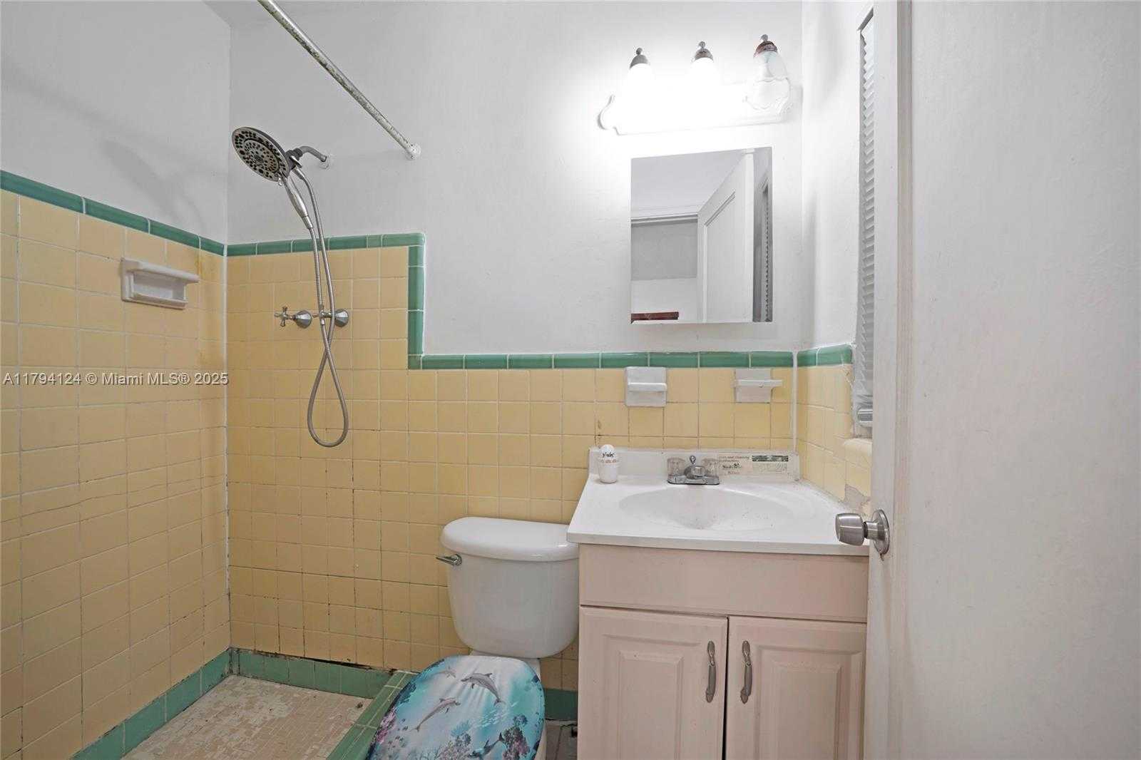 Small Image of 4241 WEST 1ST AVE, Hialeah Number 20