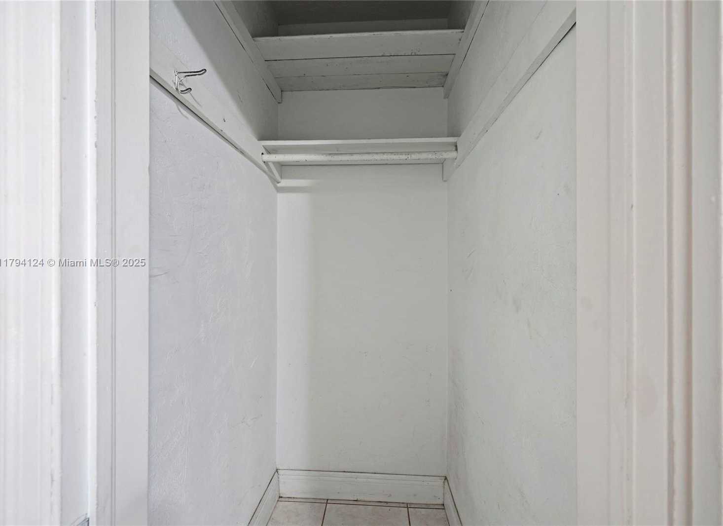 Small Image of 4241 WEST 1ST AVE, Hialeah Number 21