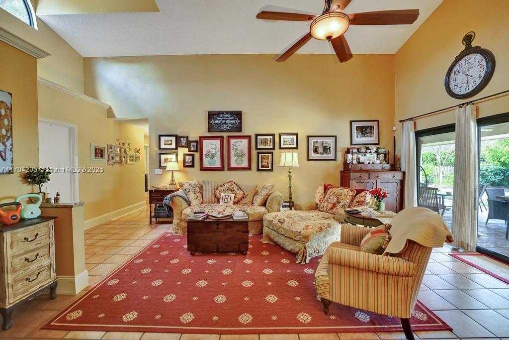 Small Image of 9682 RIDGECREST CT, Davie Number 40