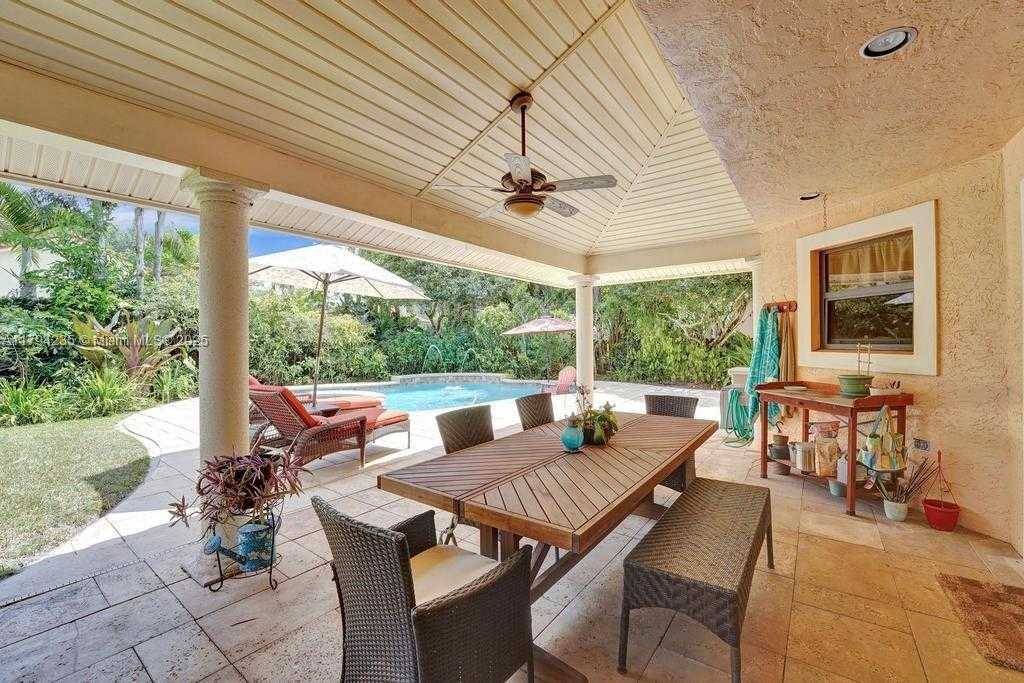 Small Image of 9682 RIDGECREST CT, Davie Number 64