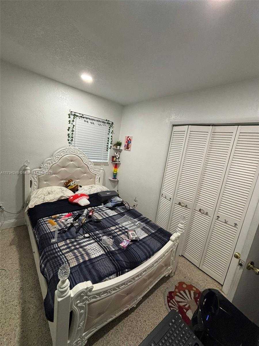 Small Image of 4430 NORTH WEST 175TH ST, Miami Gardens Number 12