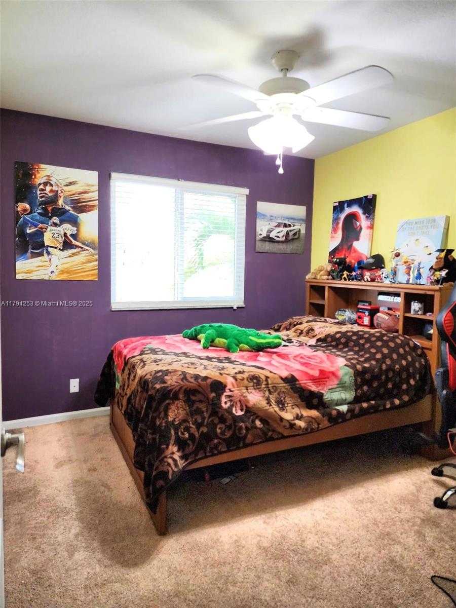 Small Image of 8014 BIG PINE WAY, Riviera Beach Number 9