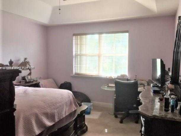 Small Image of 4854 NORTH WEST 110TH PL, Doral Number 13
