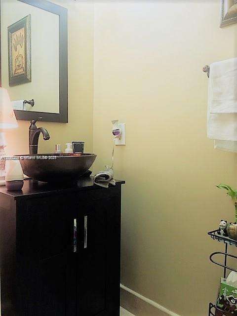 Small Image of 4854 NORTH WEST 110TH PL, Doral Number 17