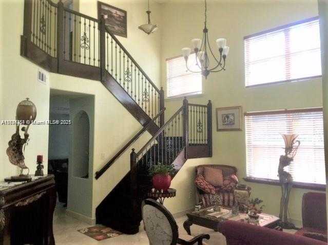 Small Image of 4854 NORTH WEST 110TH PL, Doral Number 2
