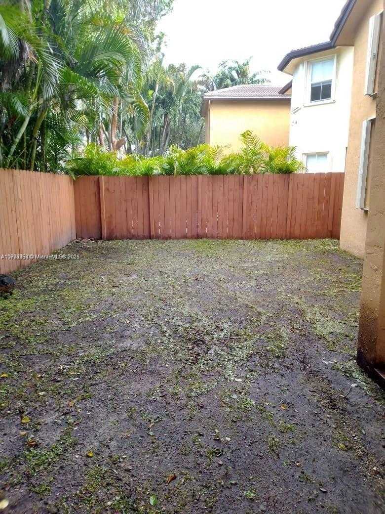 Small Image of 4854 NORTH WEST 110TH PL, Doral Number 24