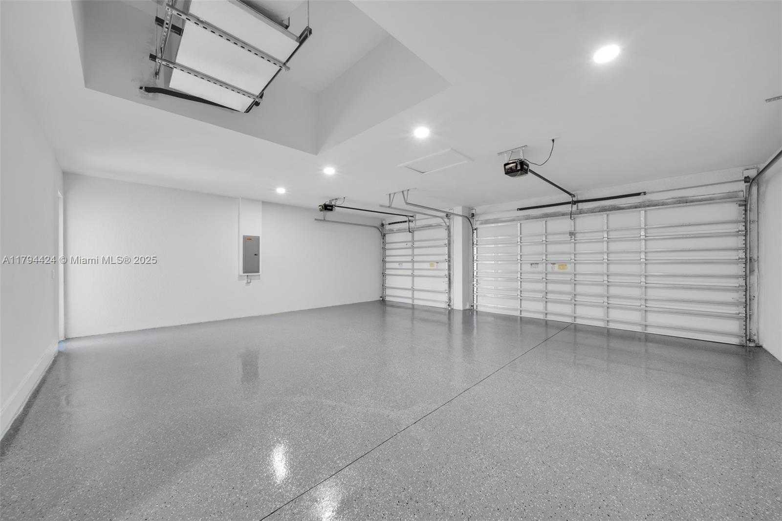 Small Image of 1234 NORTH WEST 36TH AVE, Cape Coral Number 27