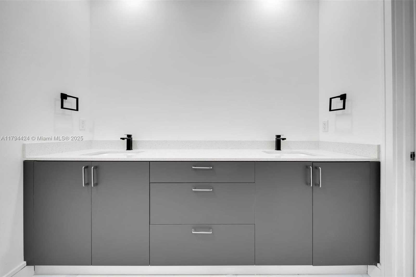Small Image of 1234 NORTH WEST 36TH AVE, Cape Coral Number 36