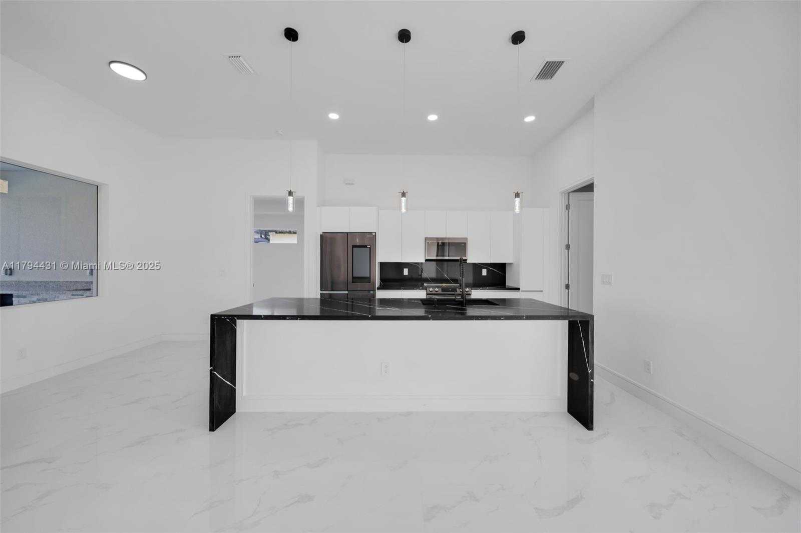 Small Image of 1238 NORTH WEST 36TH AVE, Cape Coral Number 19