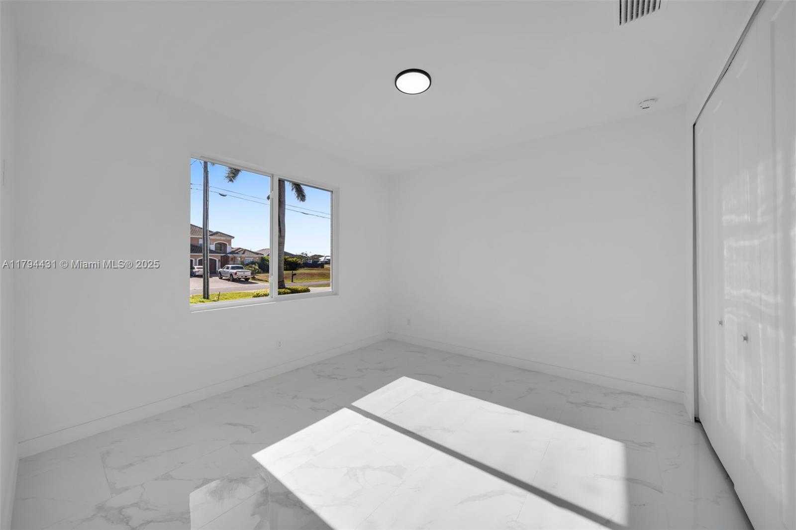 Small Image of 1238 NORTH WEST 36TH AVE, Cape Coral Number 39