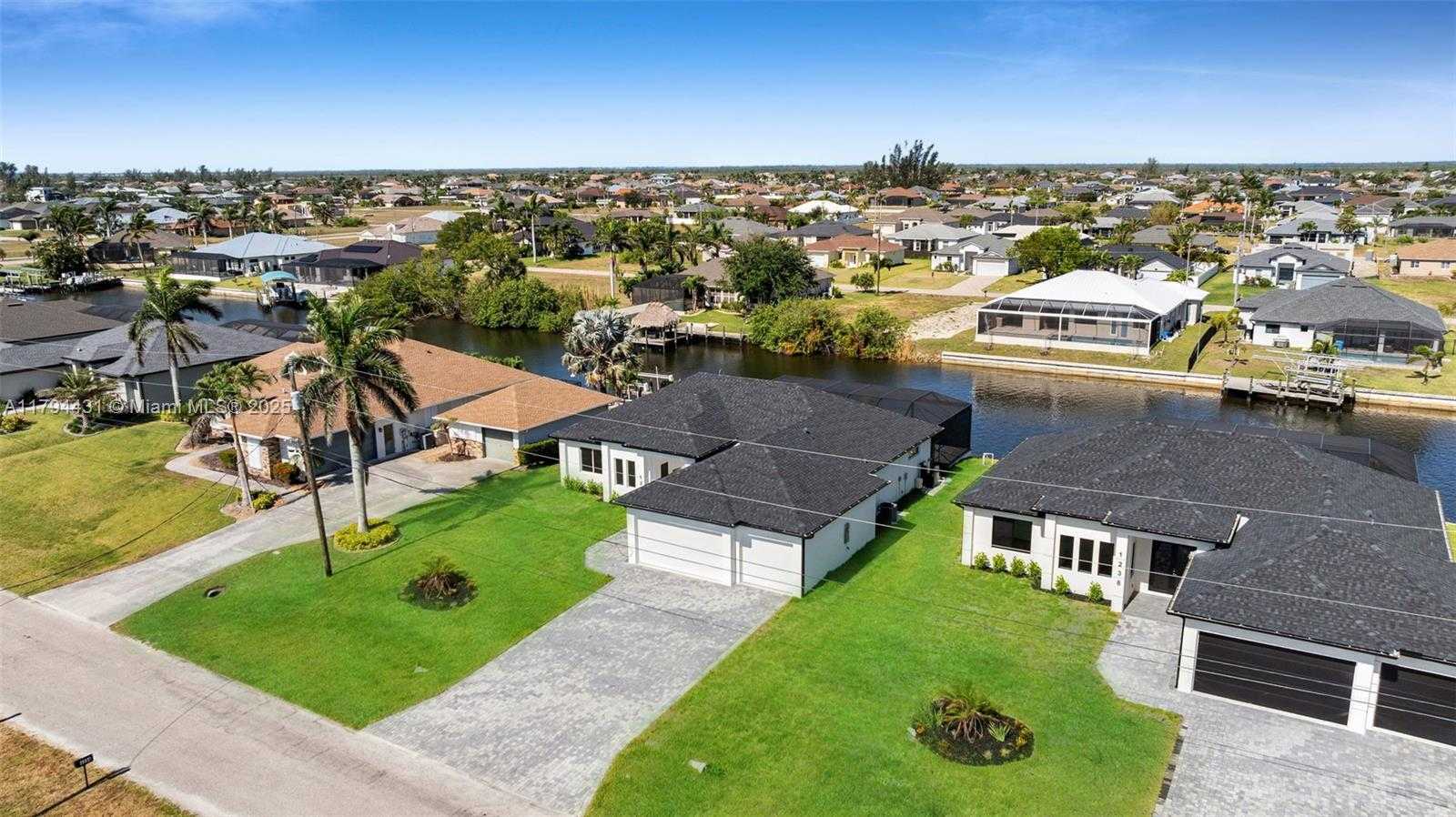 Small Image of 1238 NORTH WEST 36TH AVE, Cape Coral Number 6