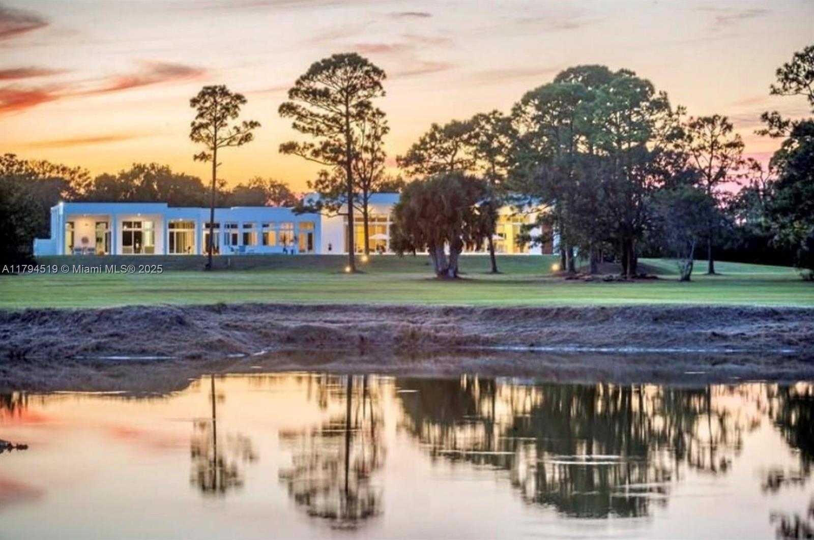 Small Image of 1901 SOUTH EAST RANCH RD, Jupiter Number 6