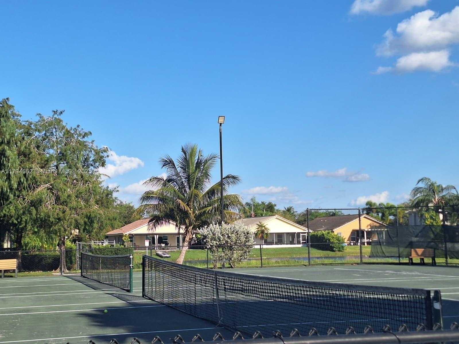Small Image of 20401 SOUTH WEST 1ST ST, Pembroke Pines Number 21