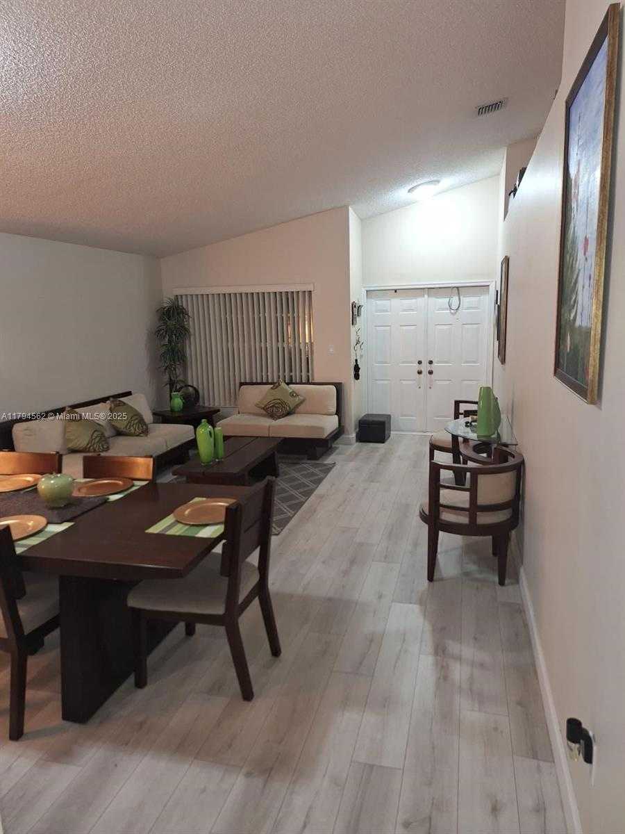 Small Image of 20401 SOUTH WEST 1ST ST, Pembroke Pines Number 6