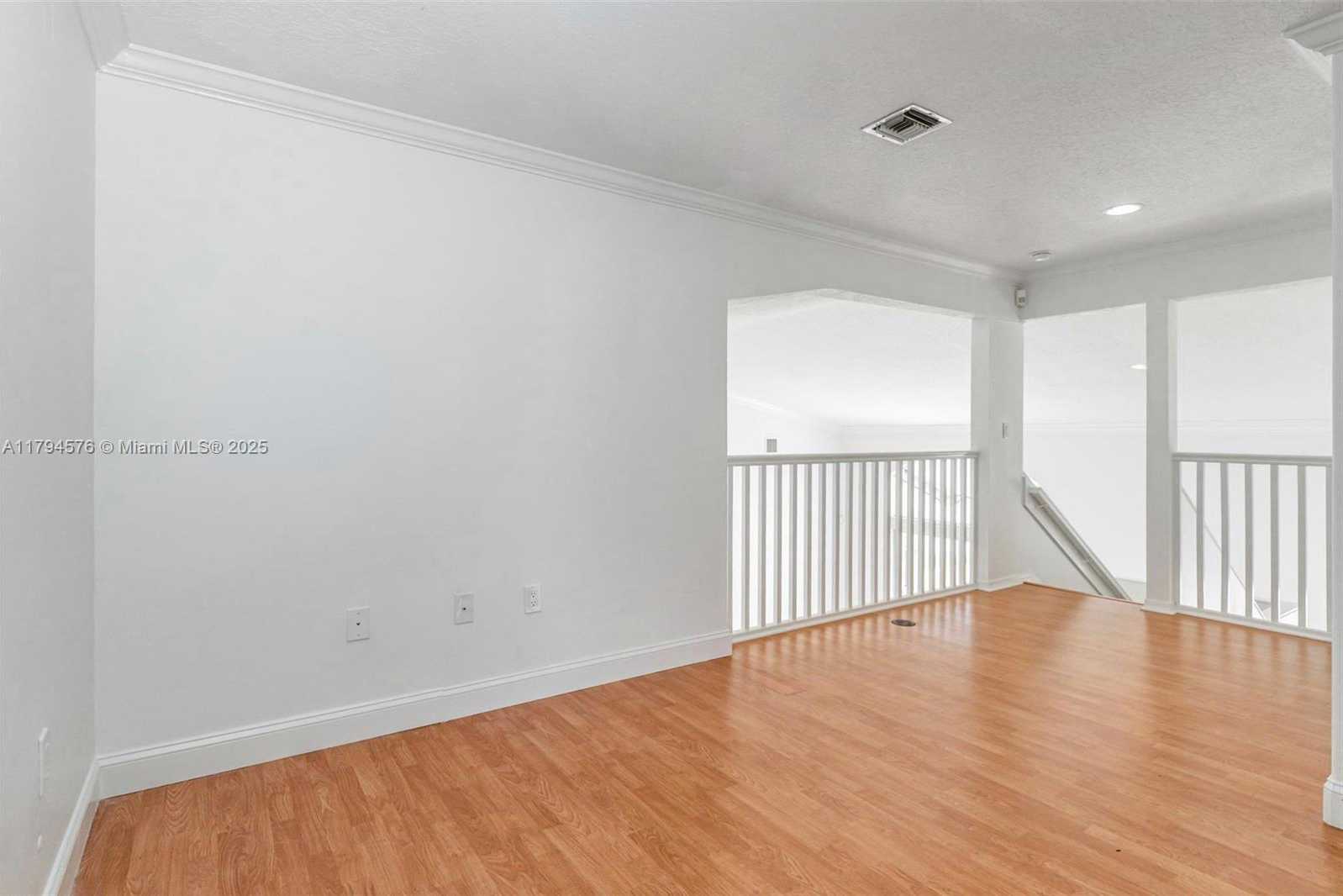 Small Image of 13790 NORTH WEST 20TH ST, Pembroke Pines Number 15