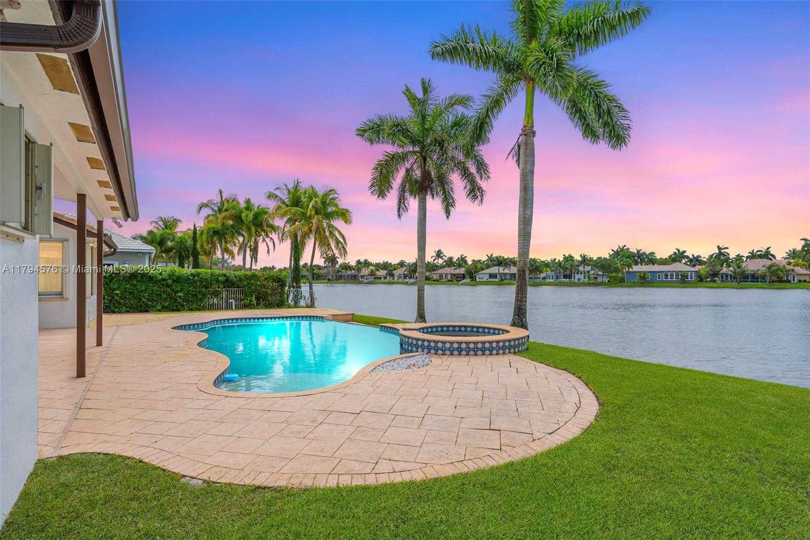 Small Image of 13790 NORTH WEST 20TH ST, Pembroke Pines Number 32