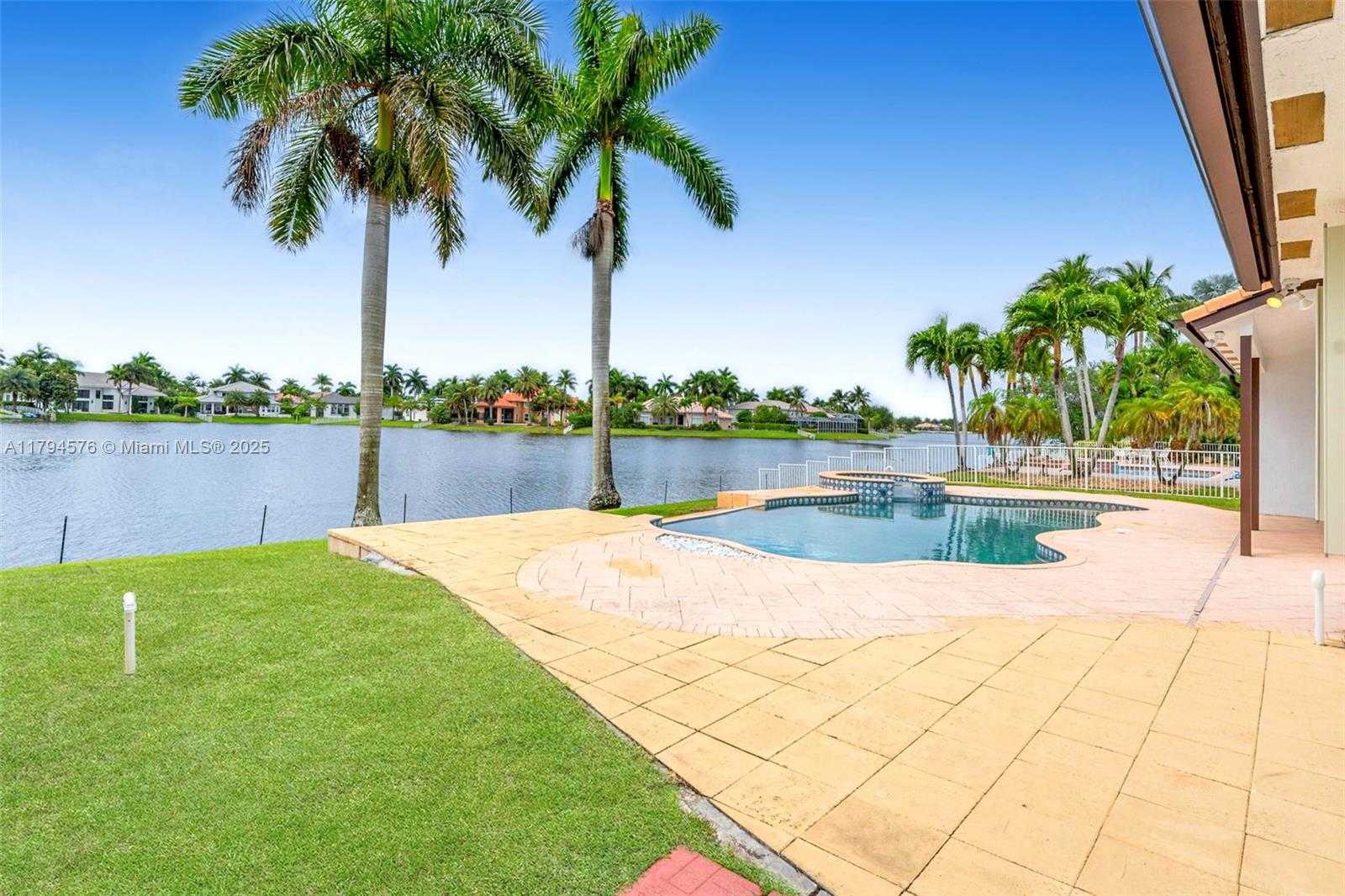 Small Image of 13790 NORTH WEST 20TH ST, Pembroke Pines Number 33