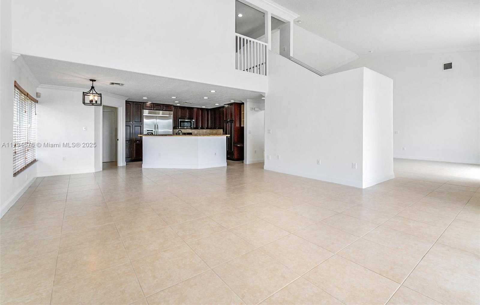 Small Image of 13790 NORTH WEST 20TH ST, Pembroke Pines Number 4