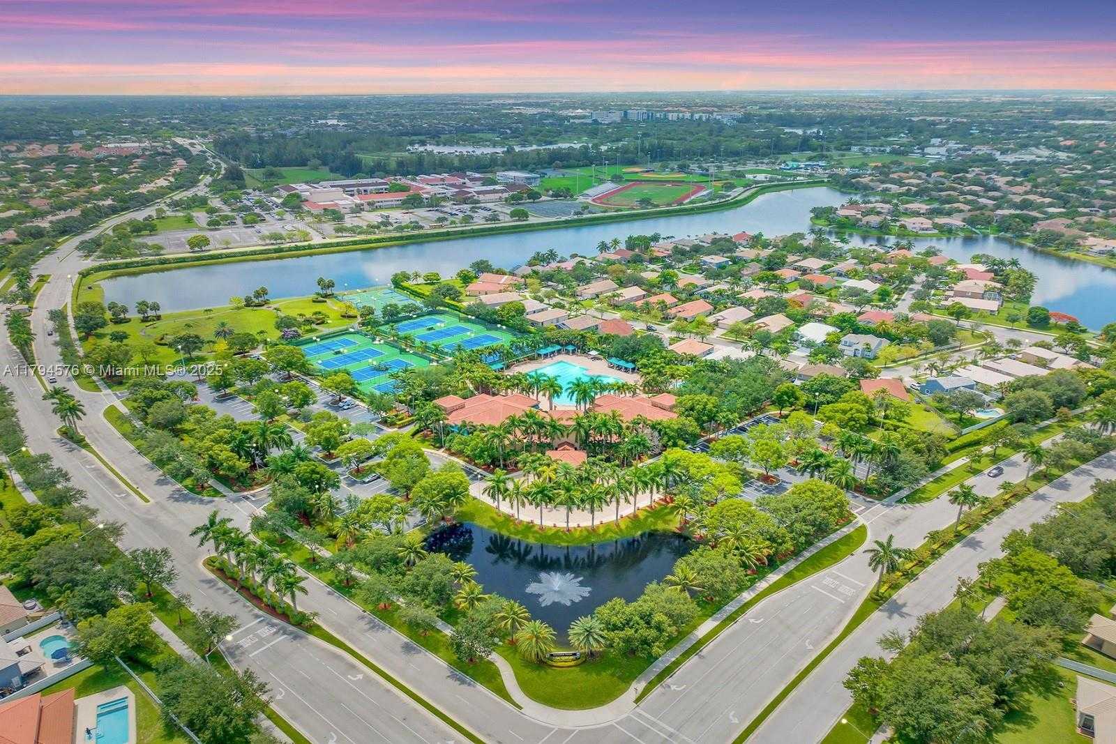 Small Image of 13790 NORTH WEST 20TH ST, Pembroke Pines Number 44