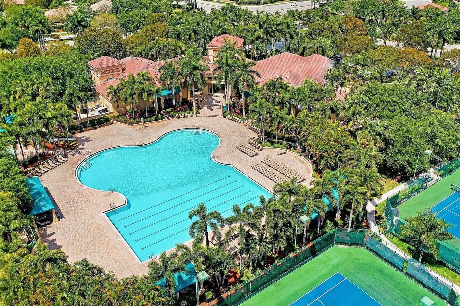 Small Image of 13790 NORTH WEST 20TH ST, Pembroke Pines Number 46
