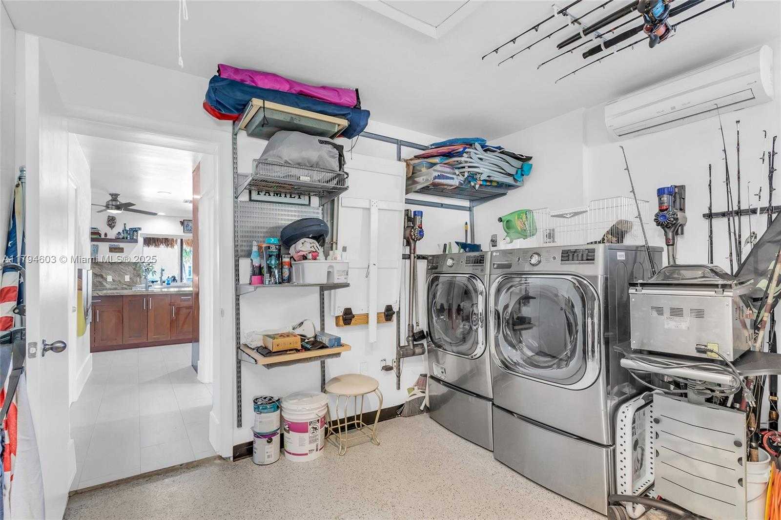 Small Image of 2108 NORTH EAST 124TH ST, North Miami Number 27