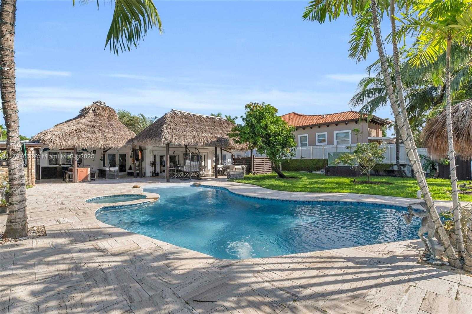 Small Image of 2108 NORTH EAST 124TH ST, North Miami Number 30