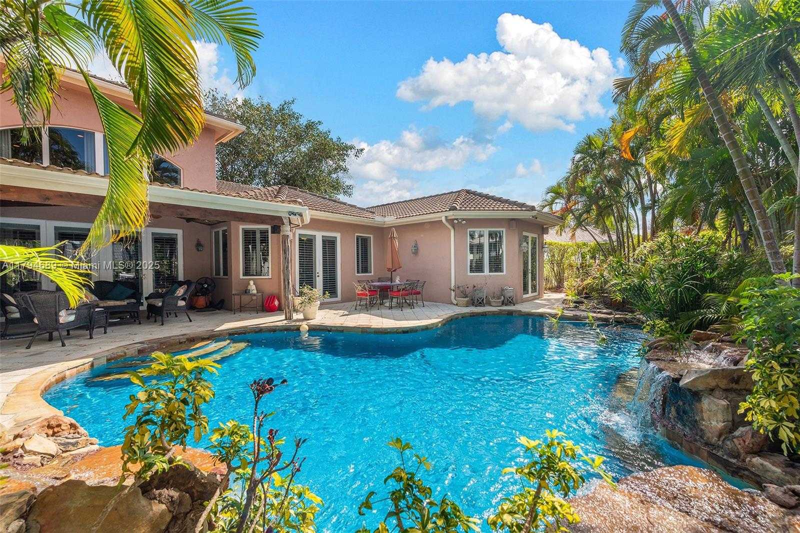 Small Image of 2709 NORTH EAST 16TH ST, Fort Lauderdale Number 2