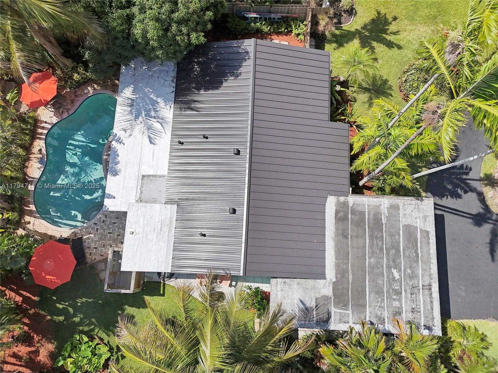 Small Image of 4400 NORTH EAST 13TH AVE, Oakland Park Number 34
