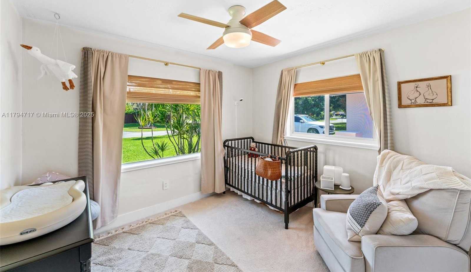 Small Image of 8885 SOUTH WEST 182ND TER, Palmetto Bay Number 16