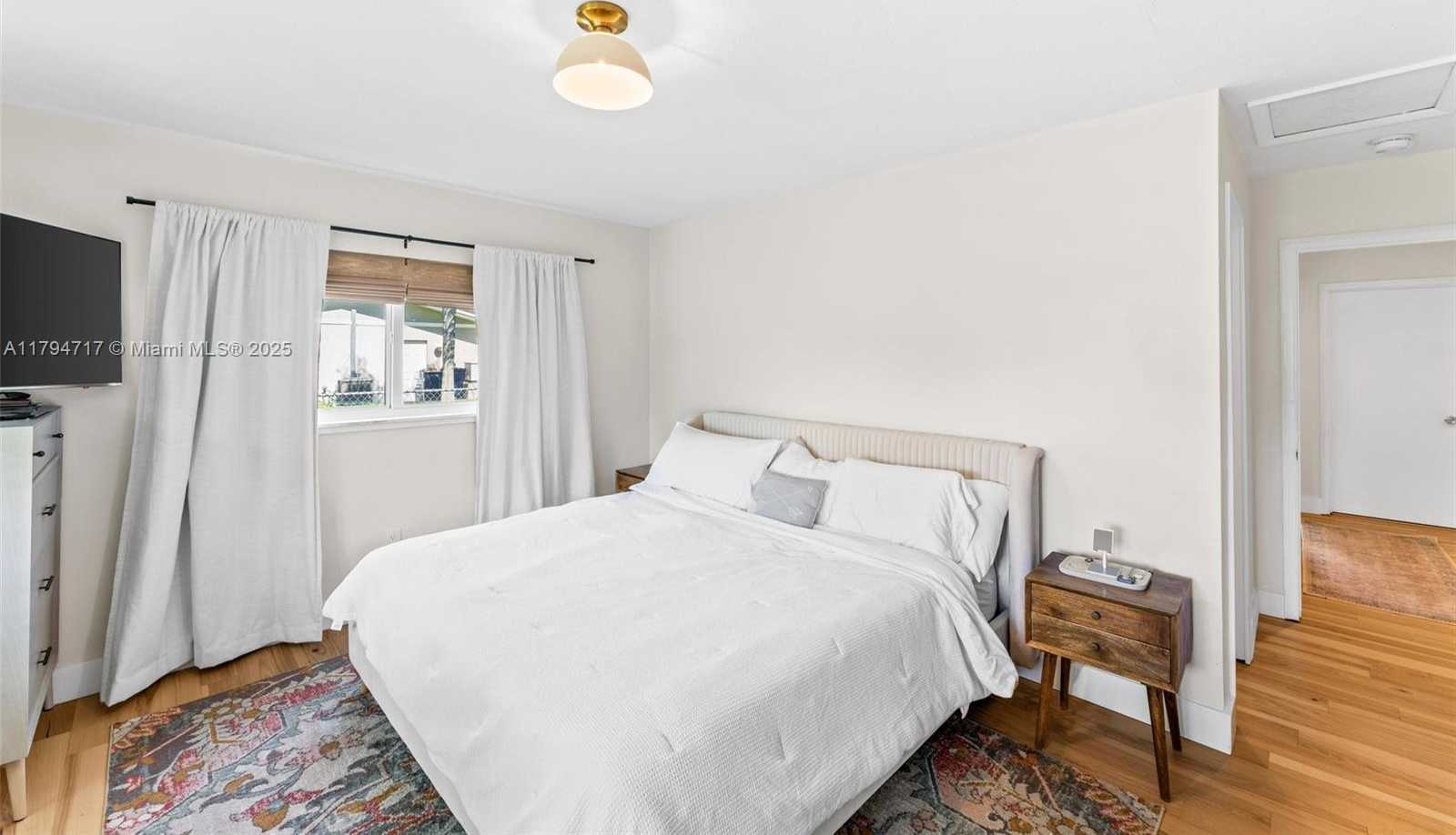 Small Image of 8885 SOUTH WEST 182ND TER, Palmetto Bay Number 20