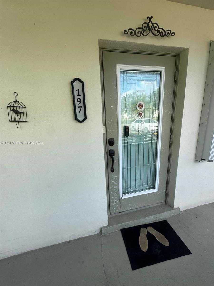Small Image of 197 KENT L, West Palm Beach Number 12