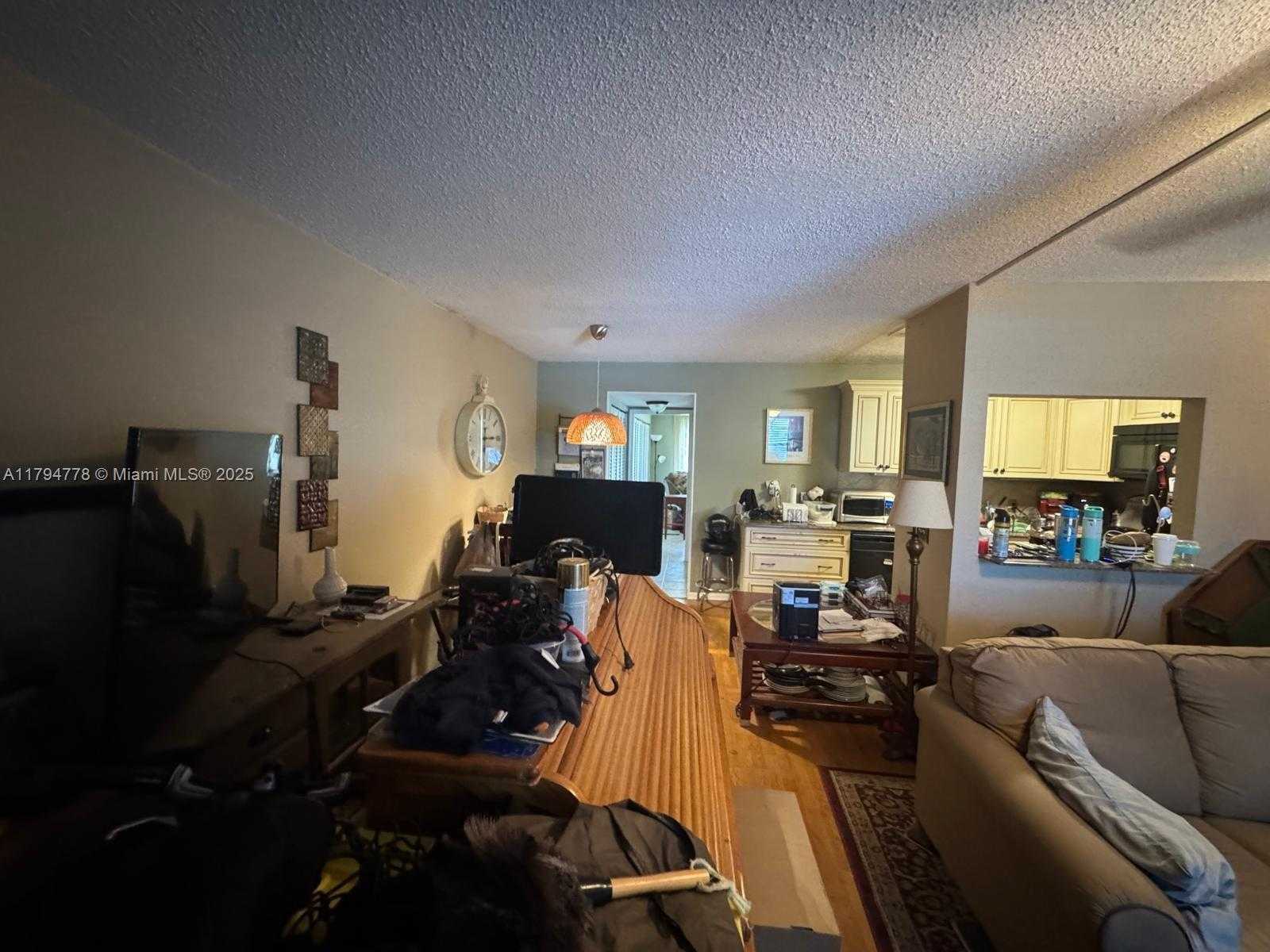 Small Image of 197 KENT L, West Palm Beach Number 4