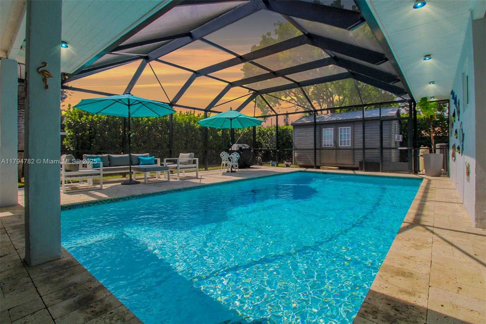 Small Image of 14600 SOUTH WEST 87TH CT, Palmetto Bay Number 2