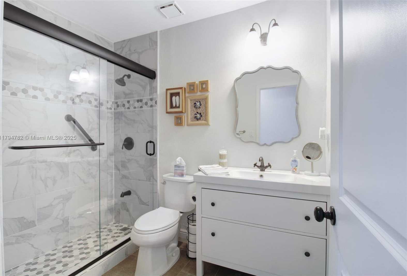 Small Image of 14600 SOUTH WEST 87TH CT, Palmetto Bay Number 21