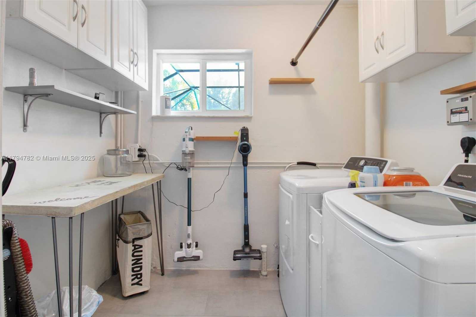 Small Image of 14600 SOUTH WEST 87TH CT, Palmetto Bay Number 22