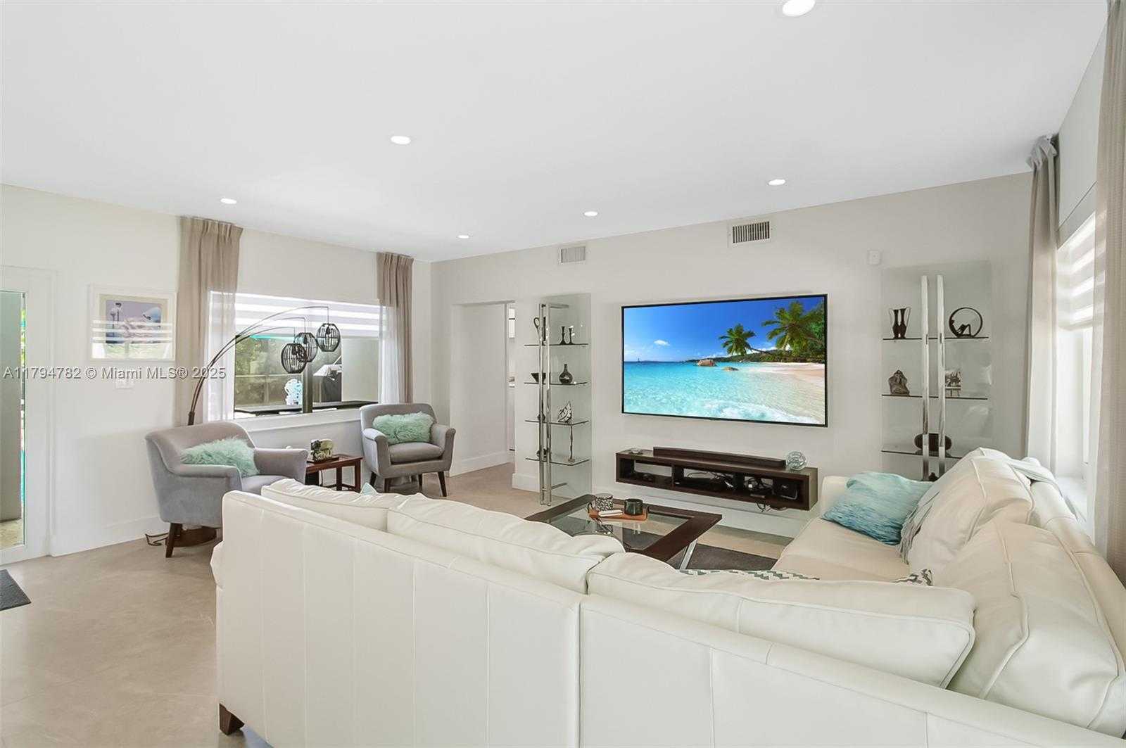 Small Image of 14600 SOUTH WEST 87TH CT, Palmetto Bay Number 6