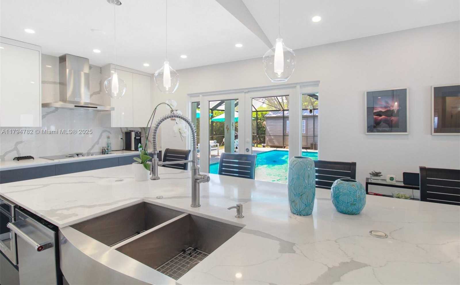 Small Image of 14600 SOUTH WEST 87TH CT, Palmetto Bay Number 8