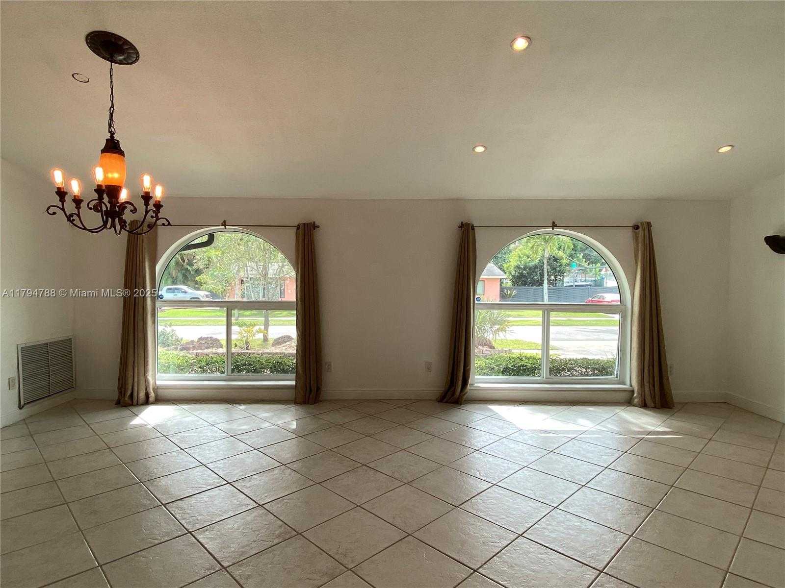 Small Image of 8701 SOUTH WEST 191ST ST, Cutler Bay Number 10