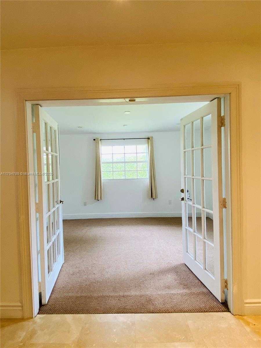 Small Image of 8701 SOUTH WEST 191ST ST, Cutler Bay Number 14