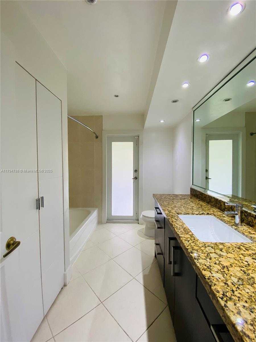 Small Image of 8701 SOUTH WEST 191ST ST, Cutler Bay Number 21