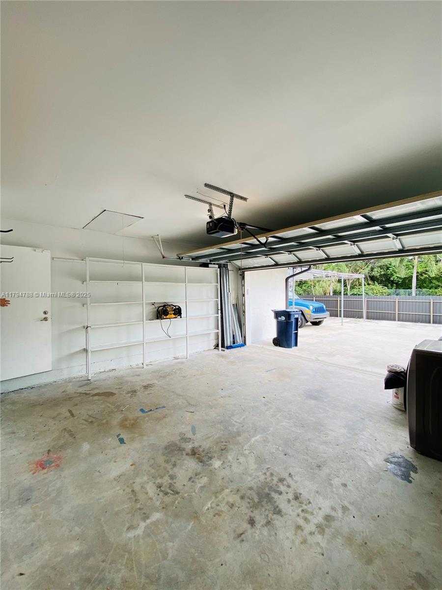 Small Image of 8701 SOUTH WEST 191ST ST, Cutler Bay Number 25