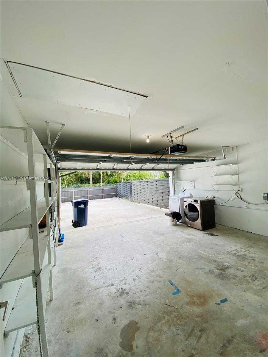 Small Image of 8701 SOUTH WEST 191ST ST, Cutler Bay Number 34