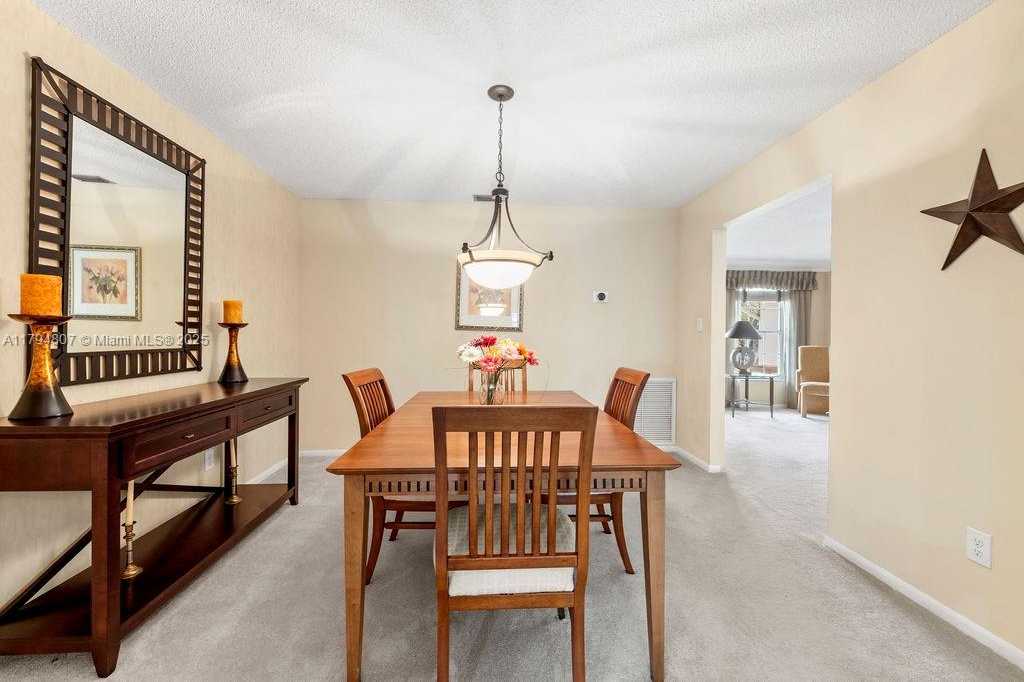 Small Image of 7640 NORTH WEST 6TH CT, Plantation Number 10