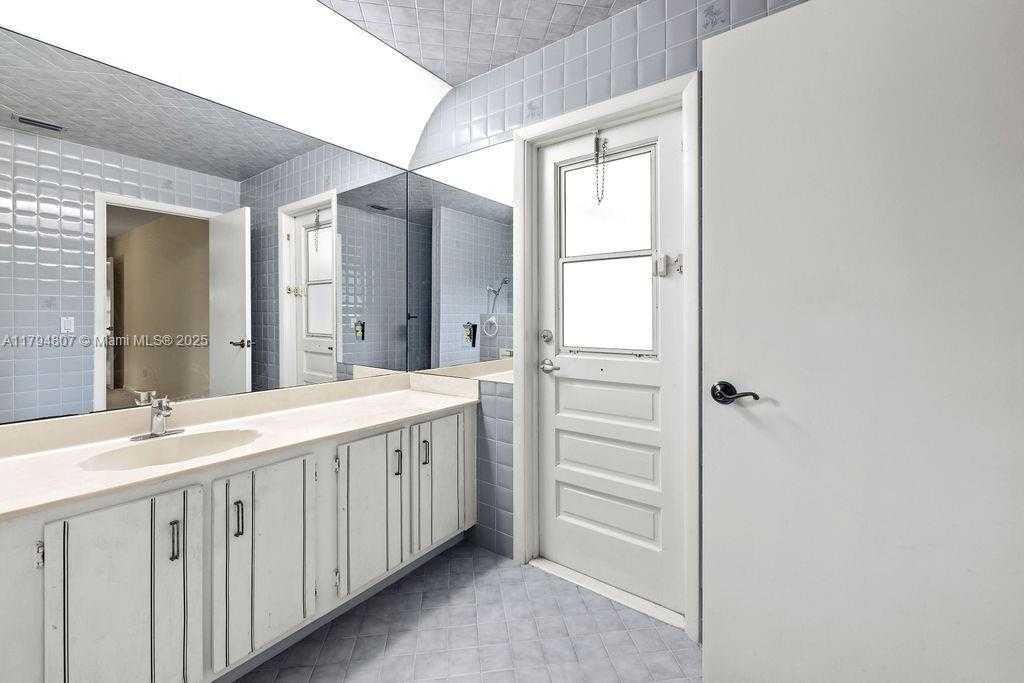 Small Image of 7640 NORTH WEST 6TH CT, Plantation Number 22