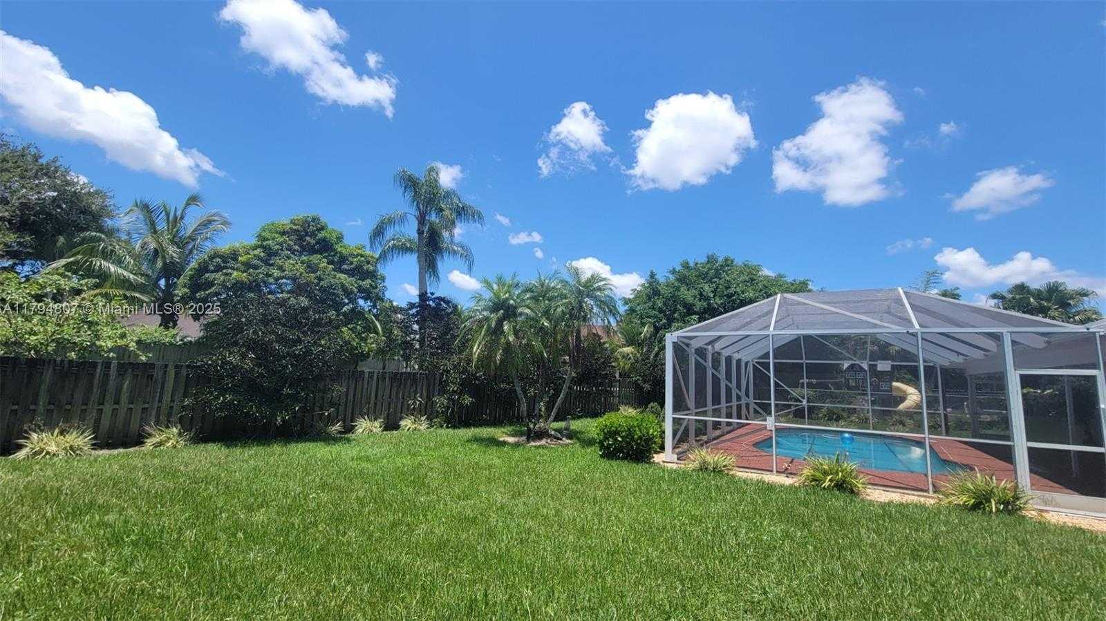 Small Image of 7640 NORTH WEST 6TH CT, Plantation Number 25